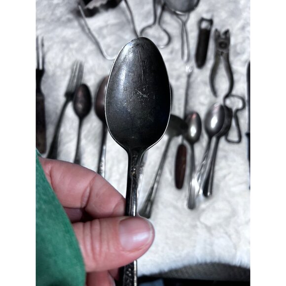 Vintage silverware lot Roger etc lots of misc - Picture 4 of 6